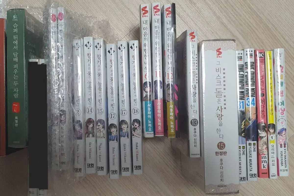 便利 セミFRIEND 1 - 2 未開封 限定モデル アニメイト 6,901円