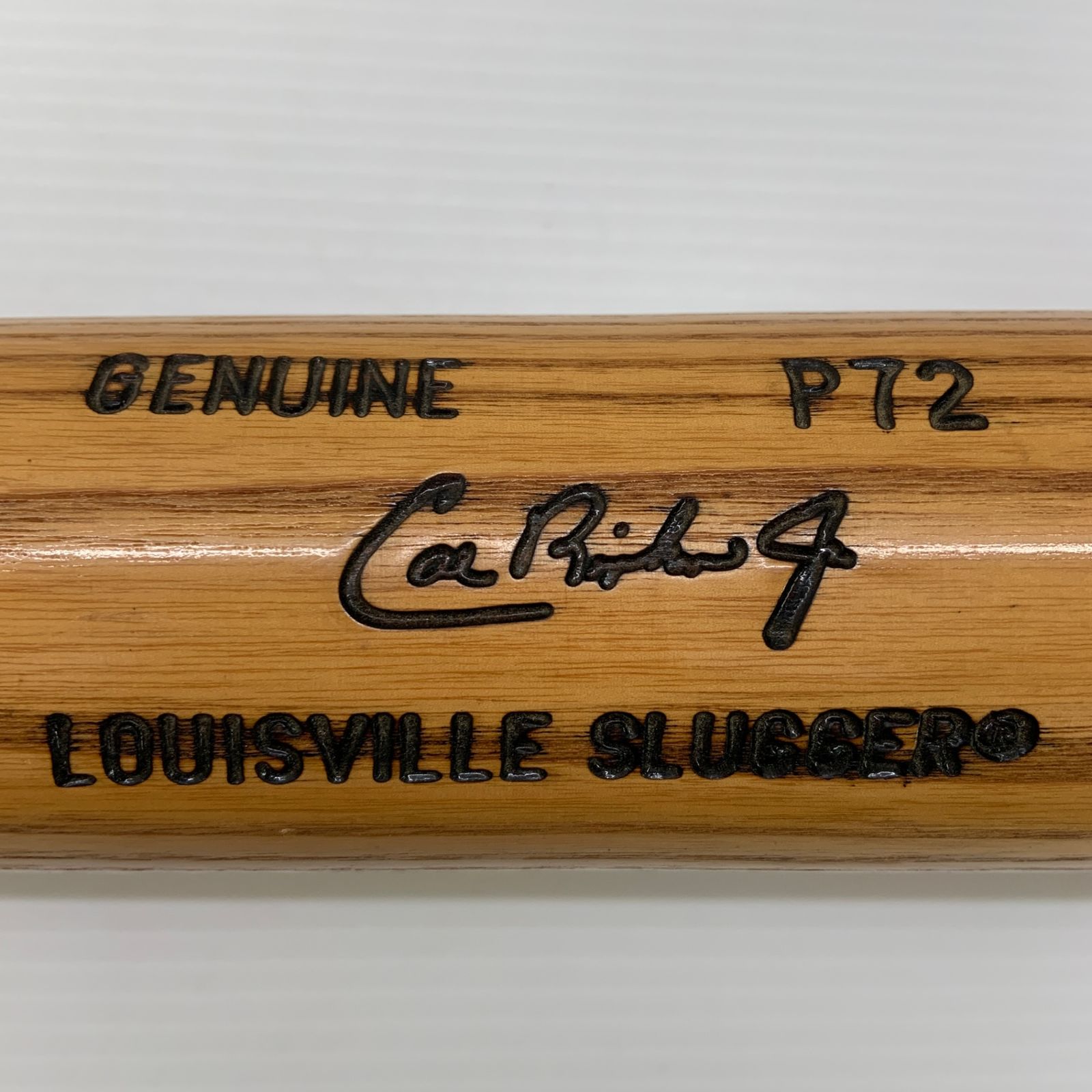 ルイスビルスラッガー Louisville Slugger 硬式 大人 一般 木製バット