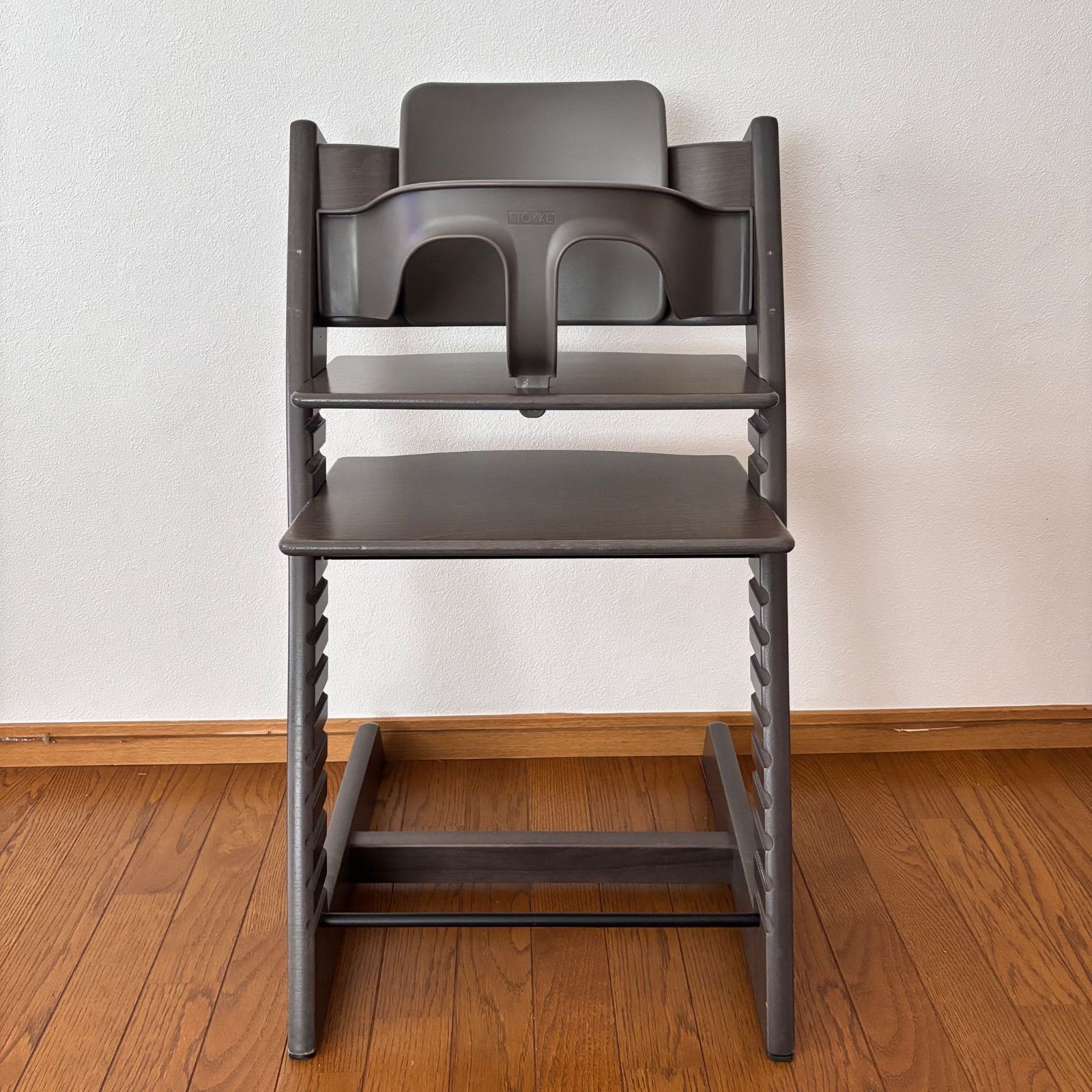 【良品✨】STOKKE ストッケ トリップトラップ ヘイジーグレー シリアル4 綺麗＊希少カラー＊ストッケ トリップ トラップ ヘイジグレー S/N.4