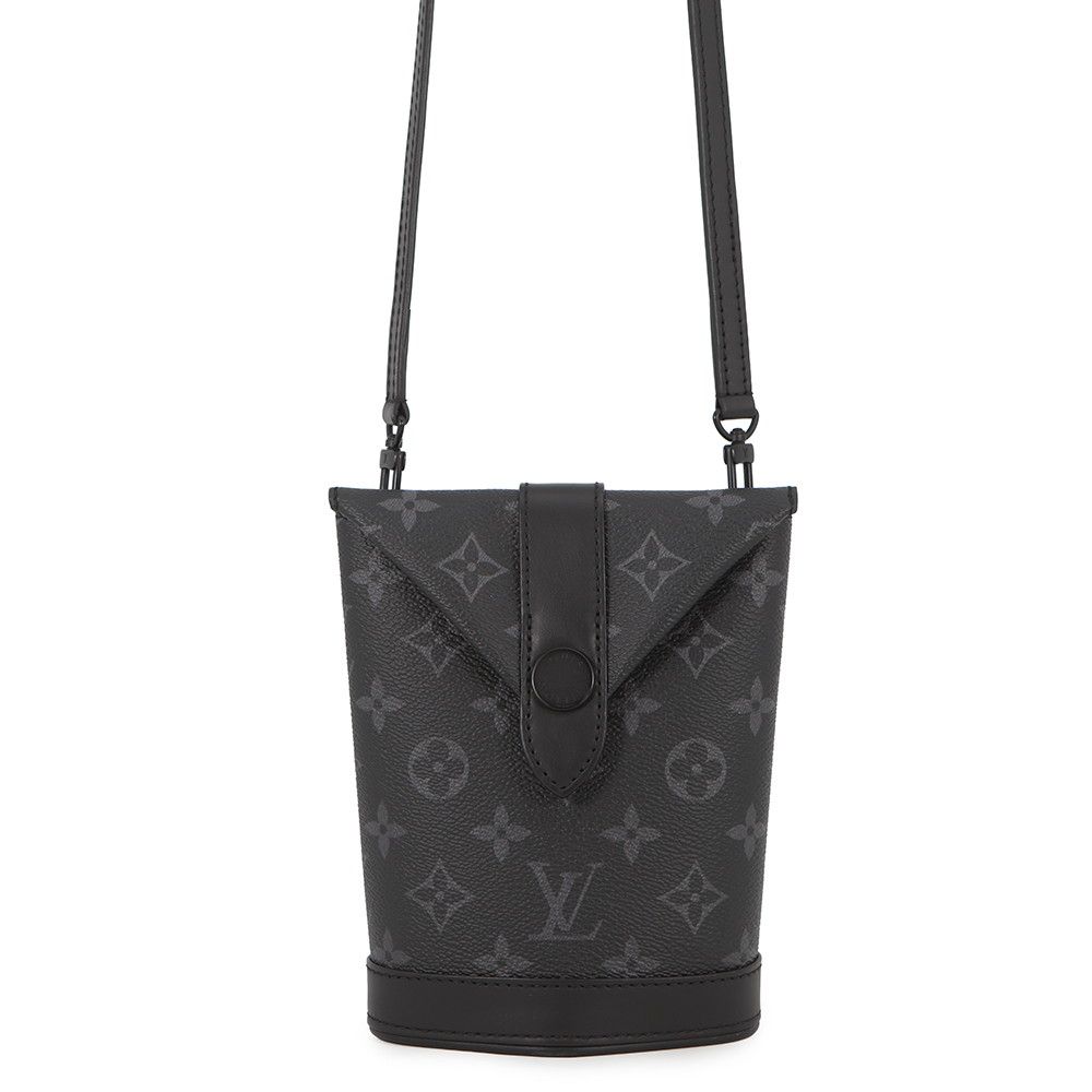 ルイヴィトン ショルダーバッグ モノグラム・エクリプス エンベロップ・ポーチ M11613 LOUIS VUITTON 黒 ブラック