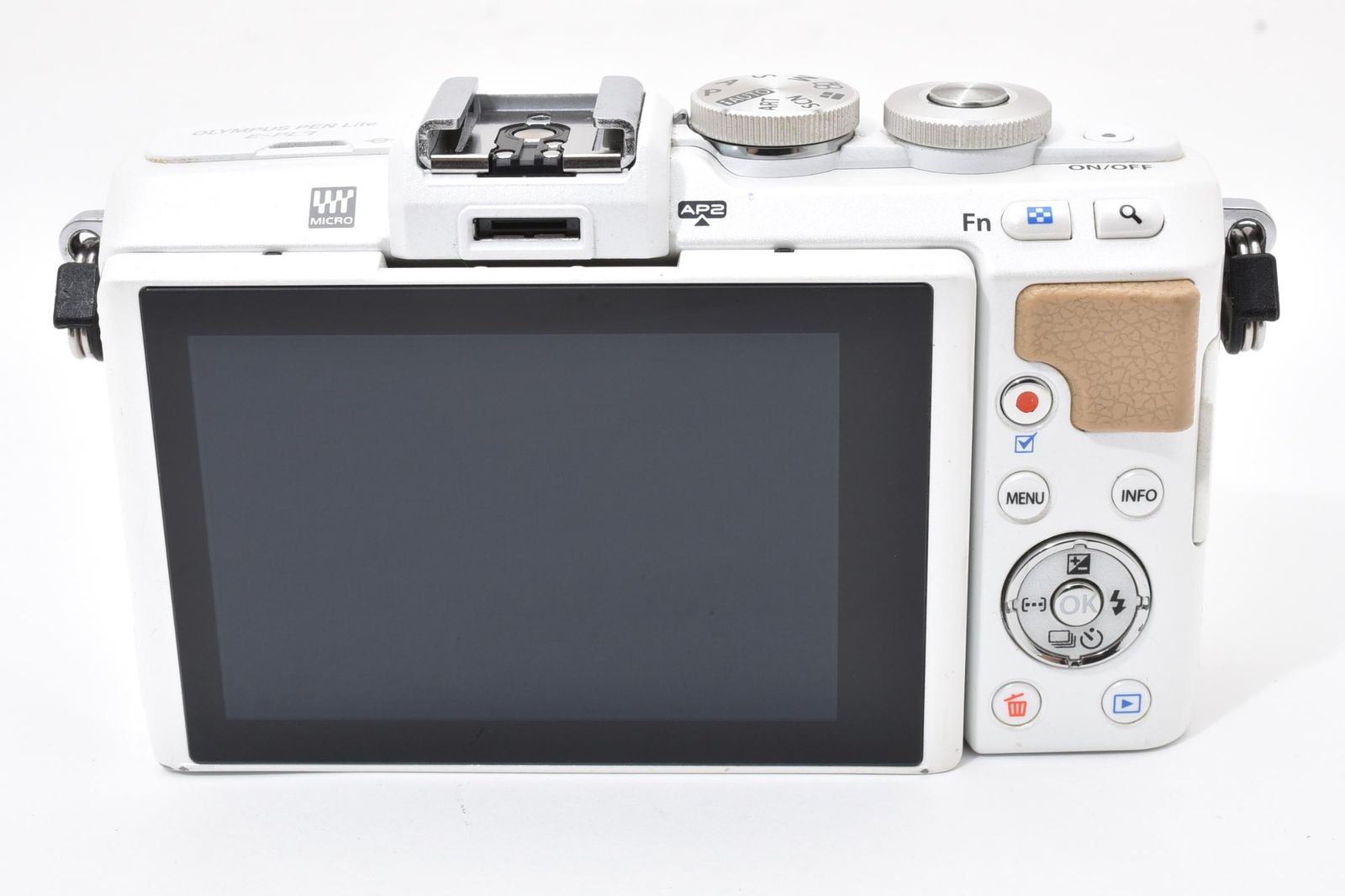 実用光学美品 箱あり Olympus オリンパス PEN Lite E-PL7 ボディ 白