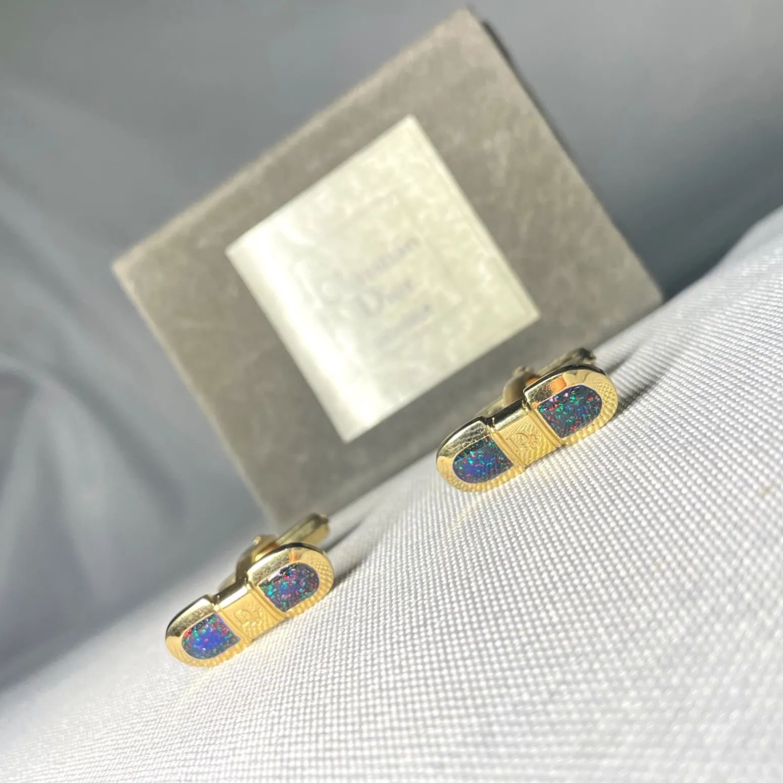 ディオール ロゴ文字 レッド&グリーングラデーション ゴールドヴィンテージカフス 希少 Dior ディオール ロゴ文字 レッド&グリーングラデーション