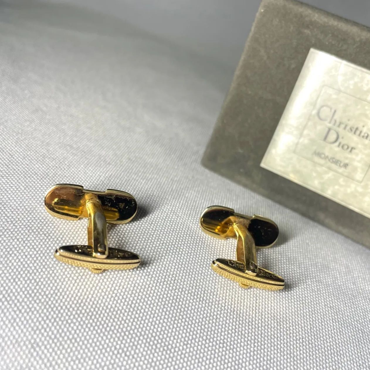 ディオール CDマルチロゴ ゴールド&ダークネイビー ヴィンテージカフス ボタン メンズ Dior ディオール CDマルチロゴ ゴールド&ダークネイビー