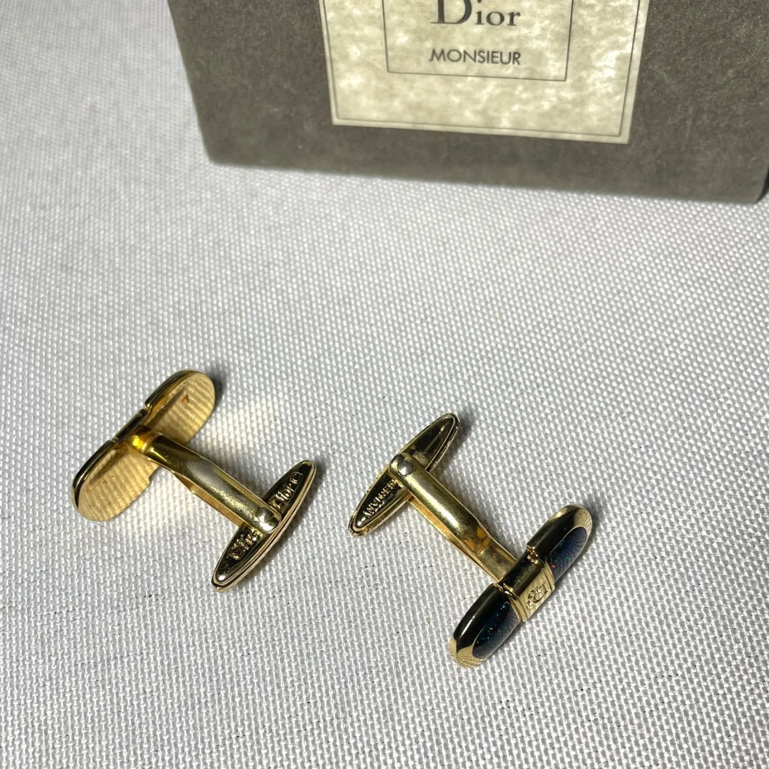 希少 Dior ディオール ロゴ文字 レッド&グリーングラデーション