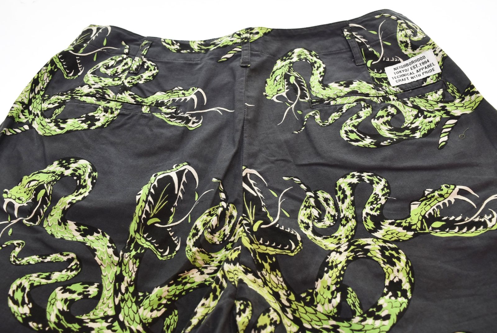 NEIGHBORHOOD ショートパンツ 191TSNH-PTM03 ネイバーフッド NEIGHBORHOOD RATTLESNAKEショートパンツ 201AQNH