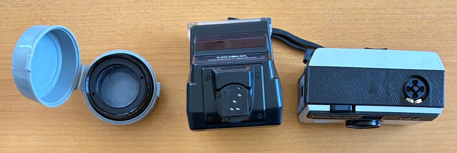 フィルムカメラ レンズ ストロボ まとめ売り ストロボ カメラ レンズ まとめ売り 動作未確認 - メルカリ