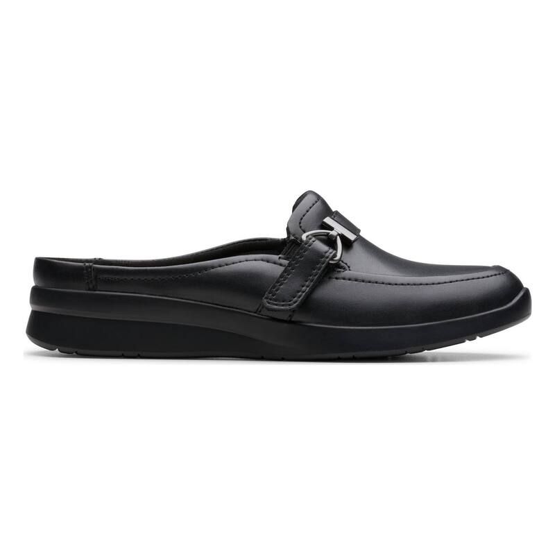クラークス レディース シューズ サンダル Clarks Ellowyn Amelia WomenslipOn Mules Black Crinkle Patent ブラック