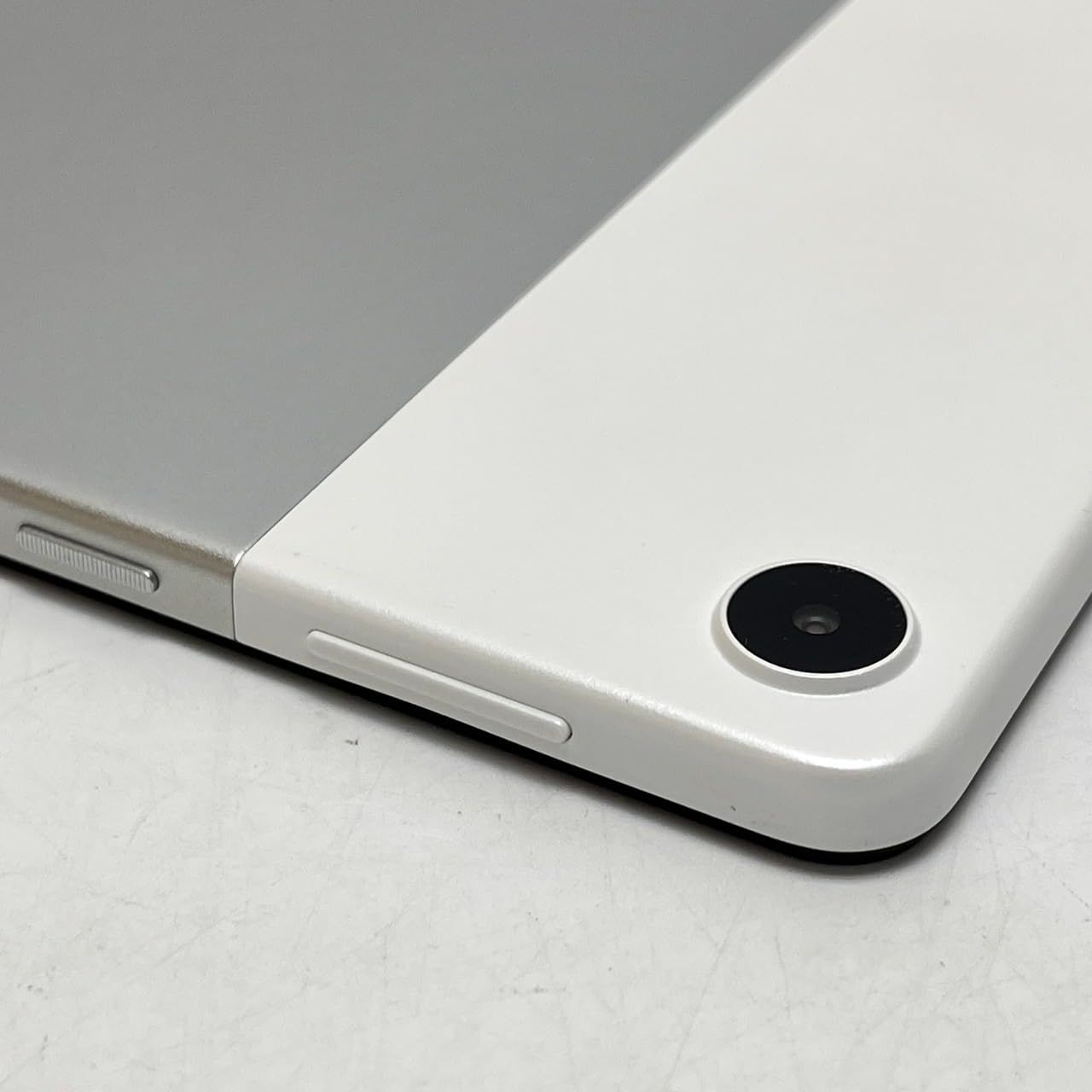 NEC LAVIE Tab T10 10.1型 PC-T1055EAS 中古 やや傷あり - メルカリ