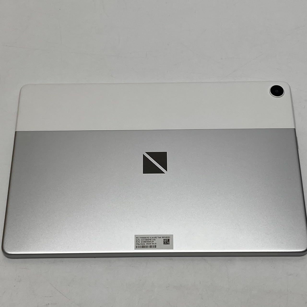 NEC LAVIE Tab T10 10.1型 PC-T1055EAS 中古 やや傷あり - メルカリ
