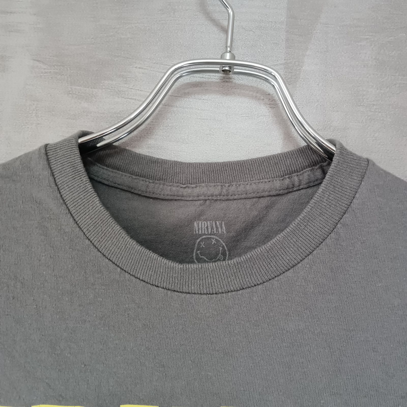 NIRVANA ニルヴァーナ スマイル バンドTシャツ グレー S【オ427