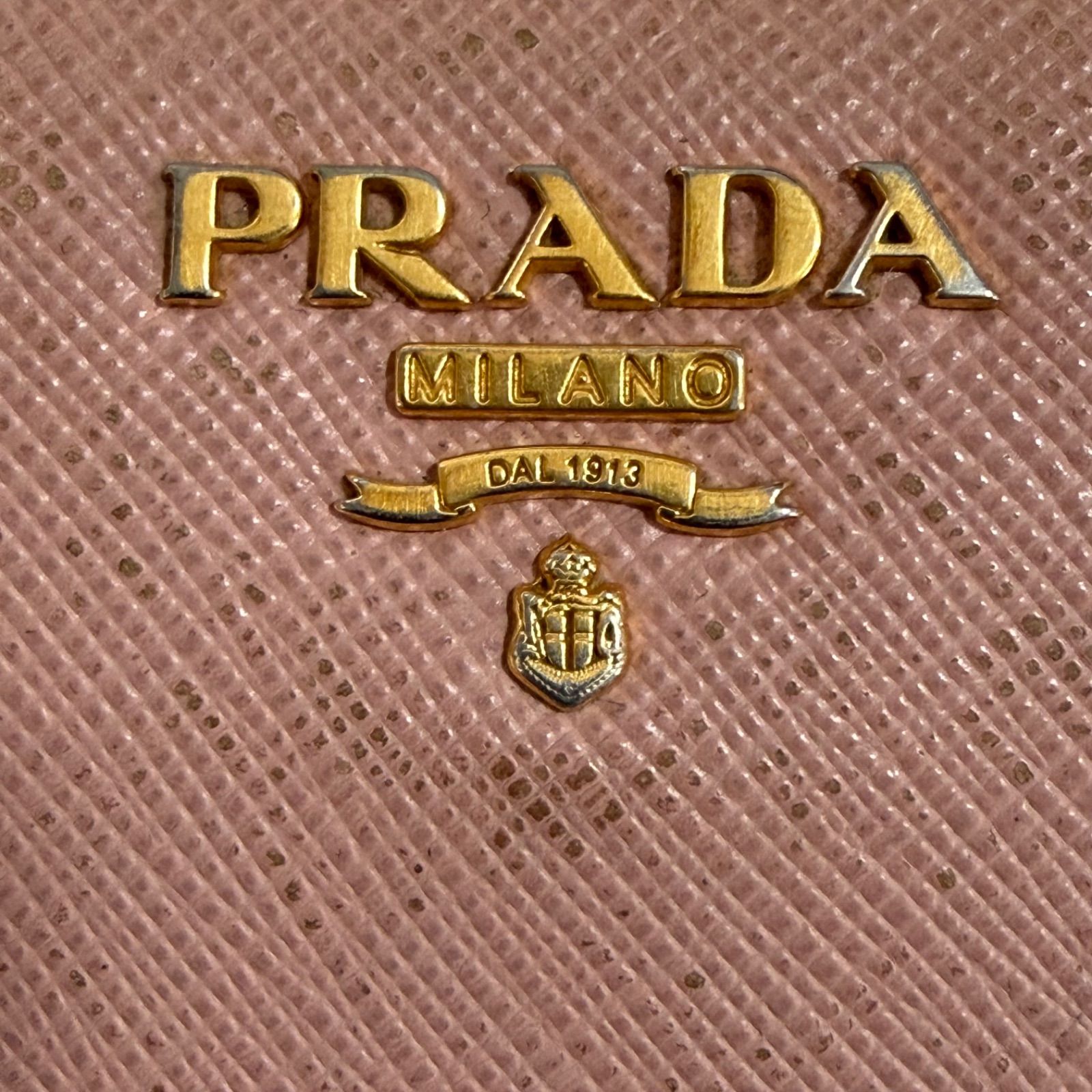 プラダ PRADA 長財布 ラウンドファスナー サフィアーノ レザー ピンク