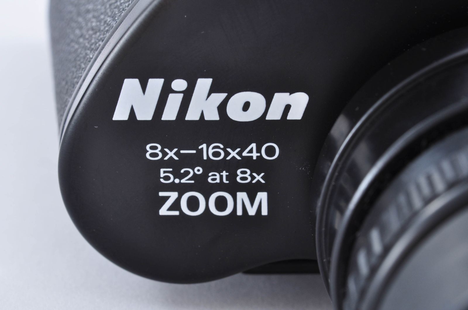 美品 ニコン Nikon 双眼鏡 Binoculars 8x-16x40 5.2° at 8x ZOOM