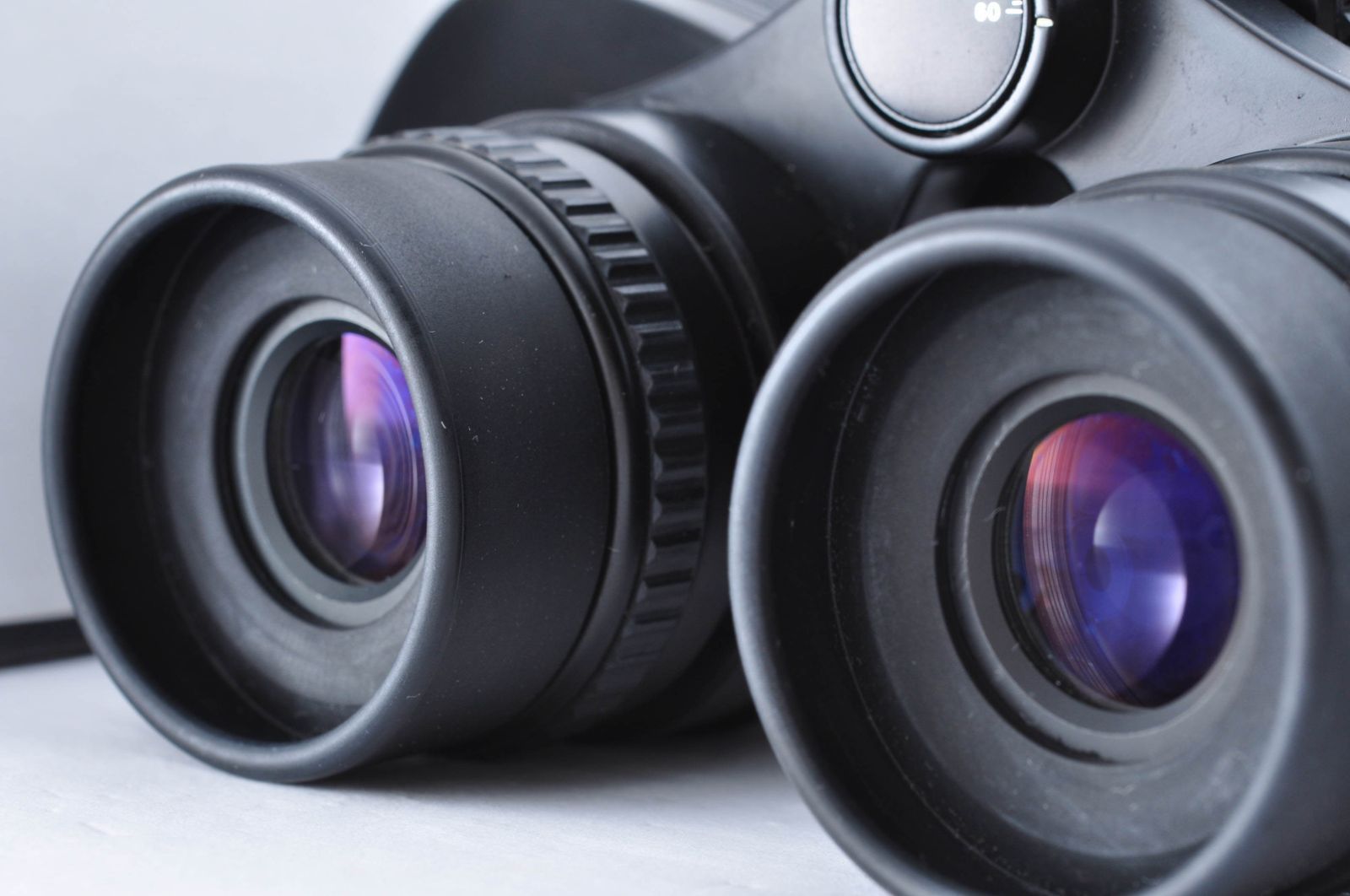 美品 ニコン Nikon 双眼鏡 Binoculars 8x-16x40 5.2° at 8x ZOOM