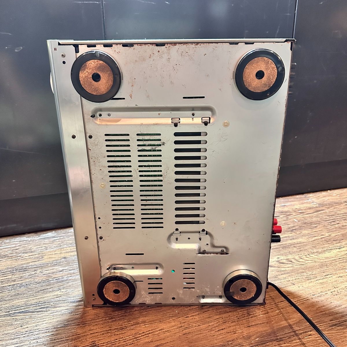 Onkyo R-100 FM/AM Tuner Amplifier オンキヨー FM/AMチューナーアンプ