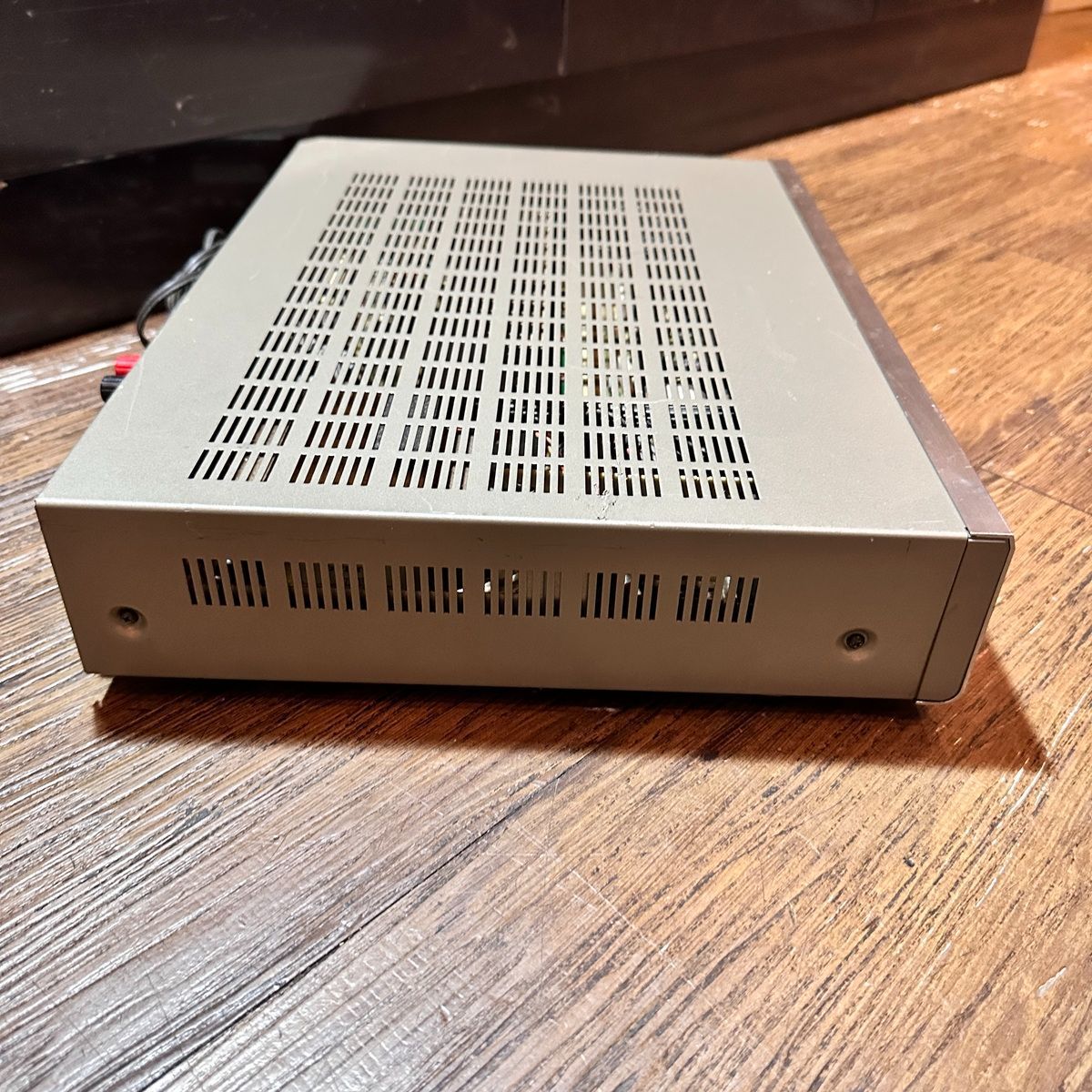 Onkyo R-100 FM/AM Tuner Amplifier オンキヨー FM/AMチューナーアンプ