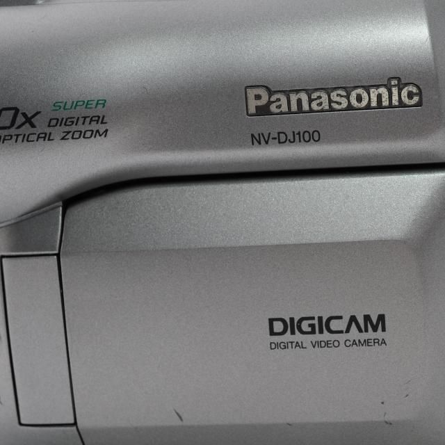 NV-DJ100 パナソニック 3CCD デジタルビデオカメラ MiniDV 通電確認済