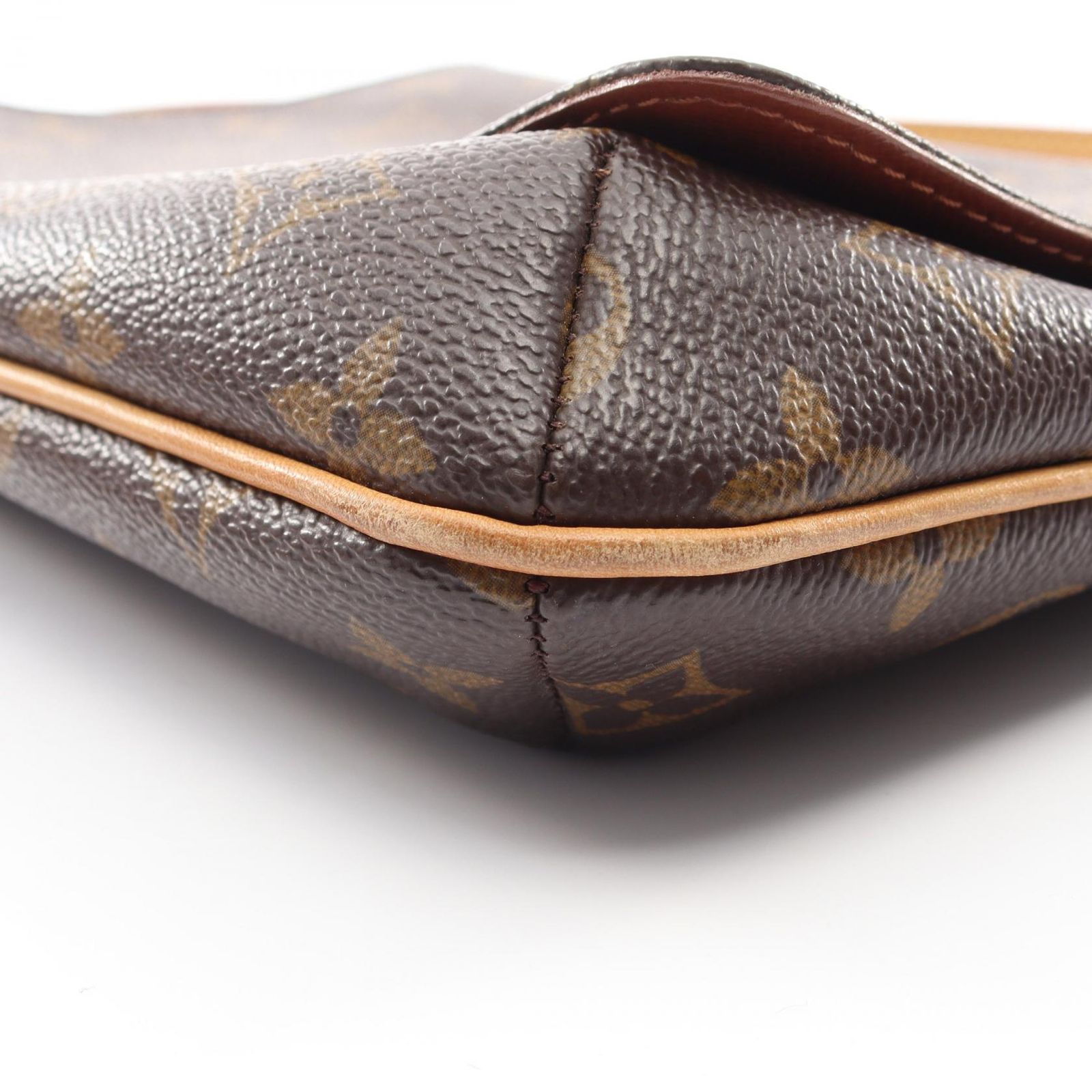 LOUIS VUITTON ルイ・ヴィトン ミュゼットタンゴ ロングストラップ