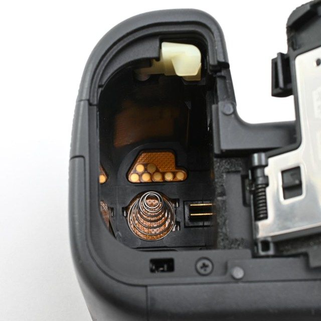 良品＞ Canon EOS 6D ボディ｜フルサイズ一眼レフ｜シャッター数12,054