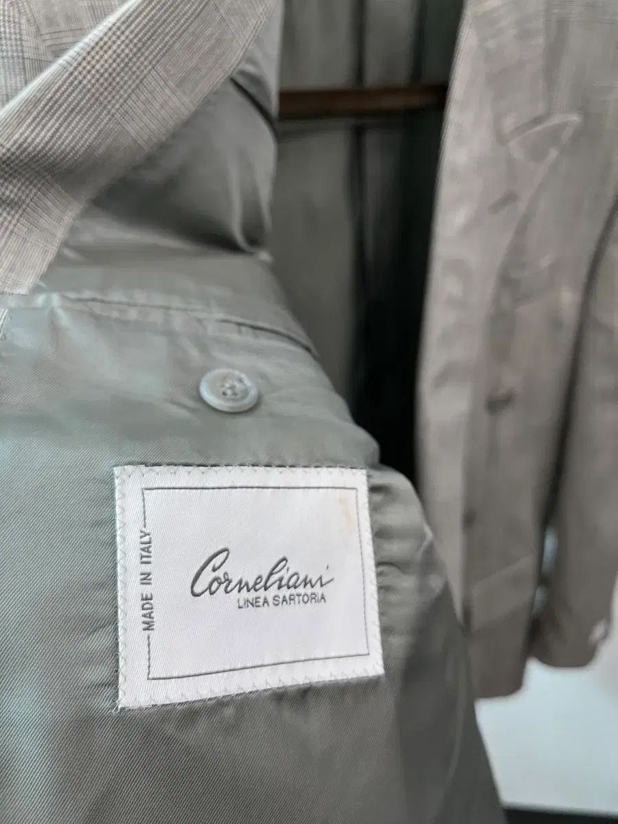 105) CORNELIANI コルネリアーニ グレー ダブルジャケット - メルカリ