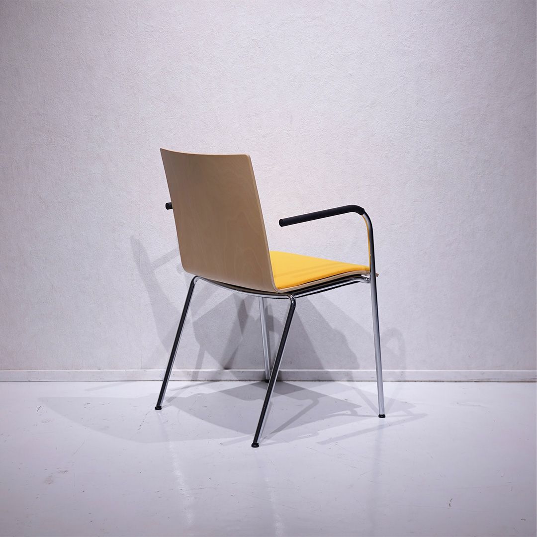 THONET S162PF / プロ仕上げ トーネット S160 ダイニングチェア アームチェア モダン デザイナーズ Delphin Design（関連:Vitra，Magis）