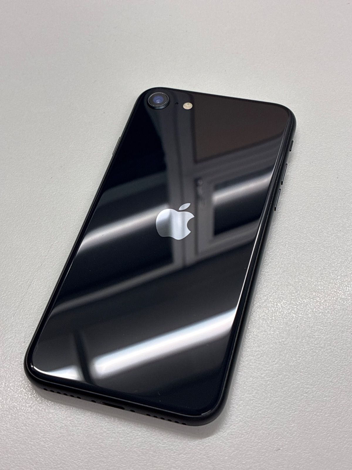 Apple iPhone SE 第3世代 64GB ミッドナイト 完全ジャンク 起動不可