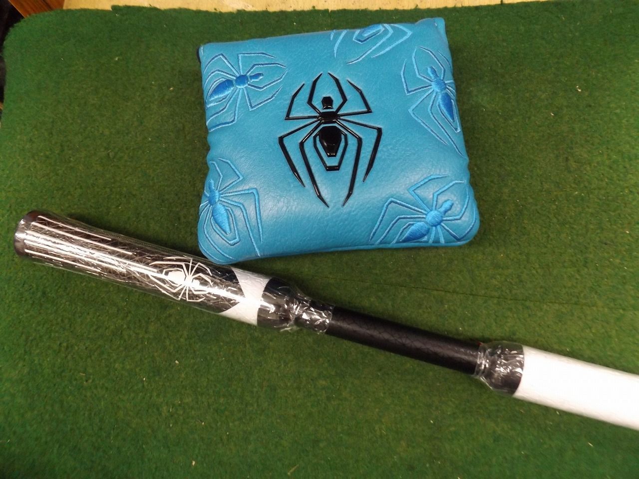 6169 SPIDER ZT MAX LONG 46インチ カバー有 新品 テーラーメイド
