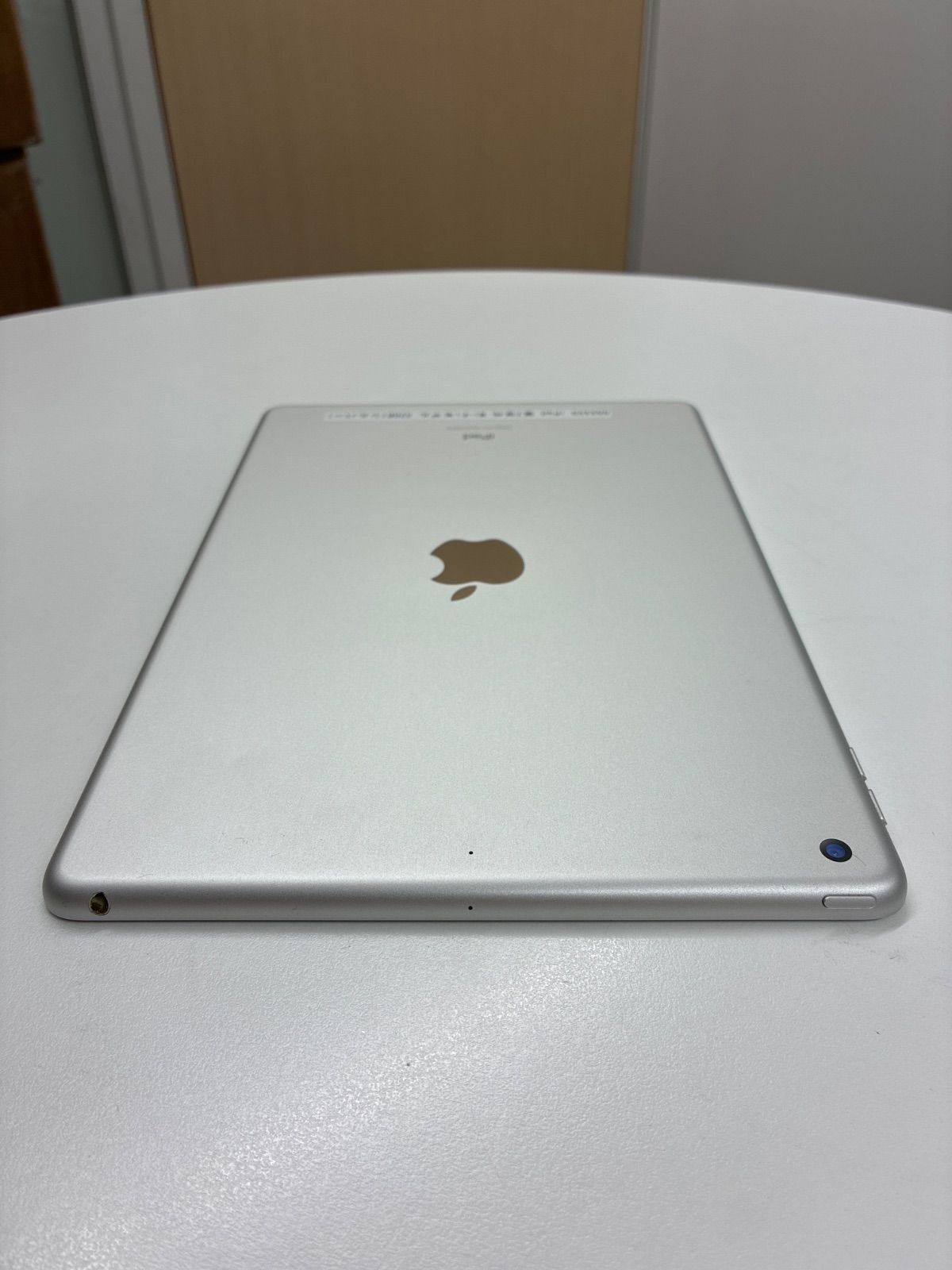 Apple iPad 第7世代 Wi-Fi 32GB シルバー A2197 ジャンク 本体のみ