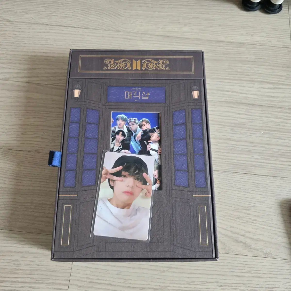 BTS Magic Shop V トレカ付き フルセット出品 - メルカリ