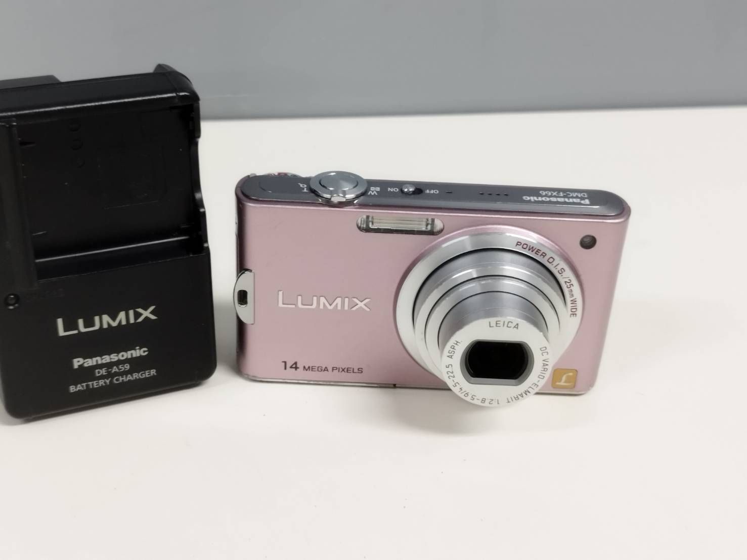 Panasonic LUMIX DMC-FX66 コンパクトデジタルカメラ/ピンク - メルカリ