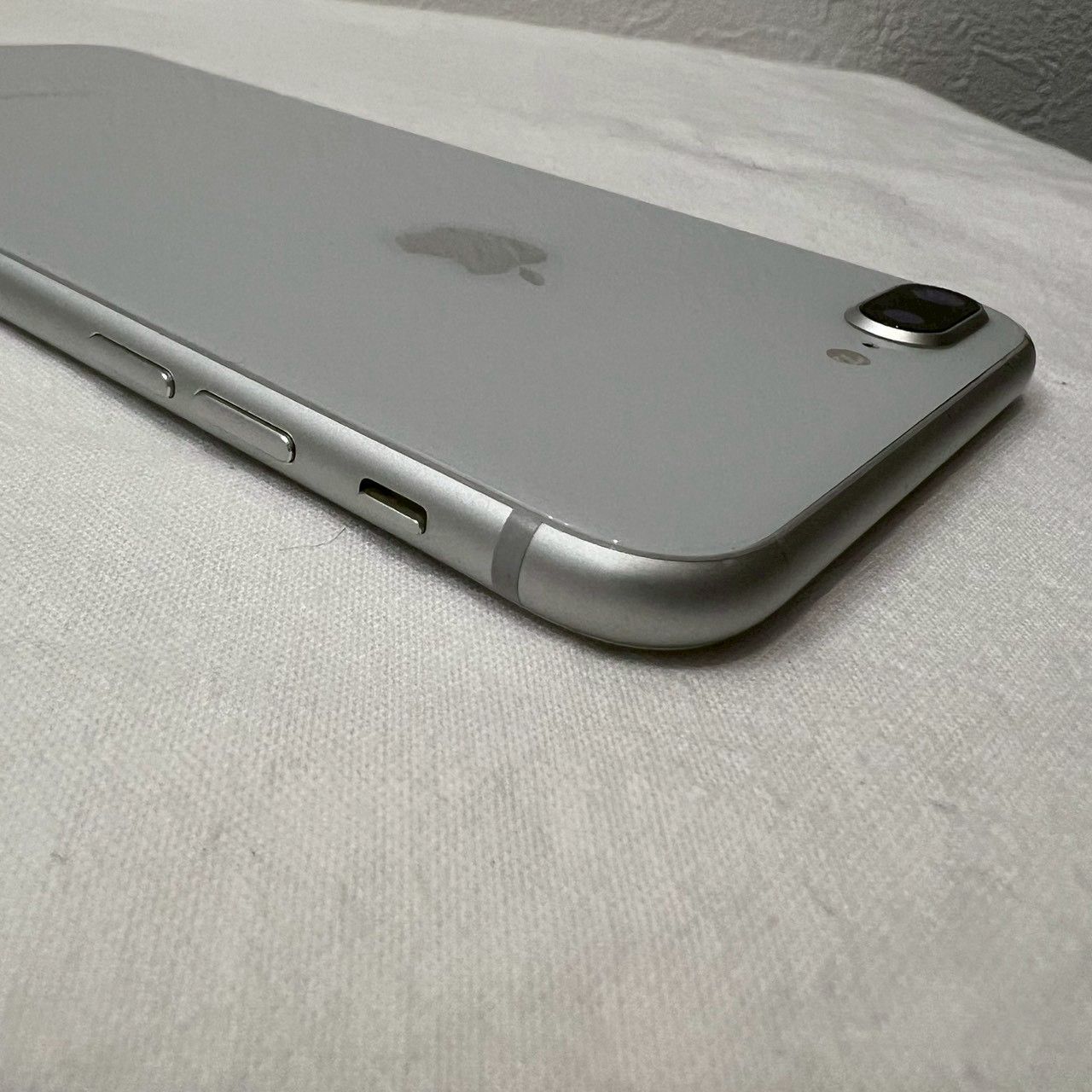 iPhone 8 Plus 256GB シルバー SIMフリー 美品 - メルカリ