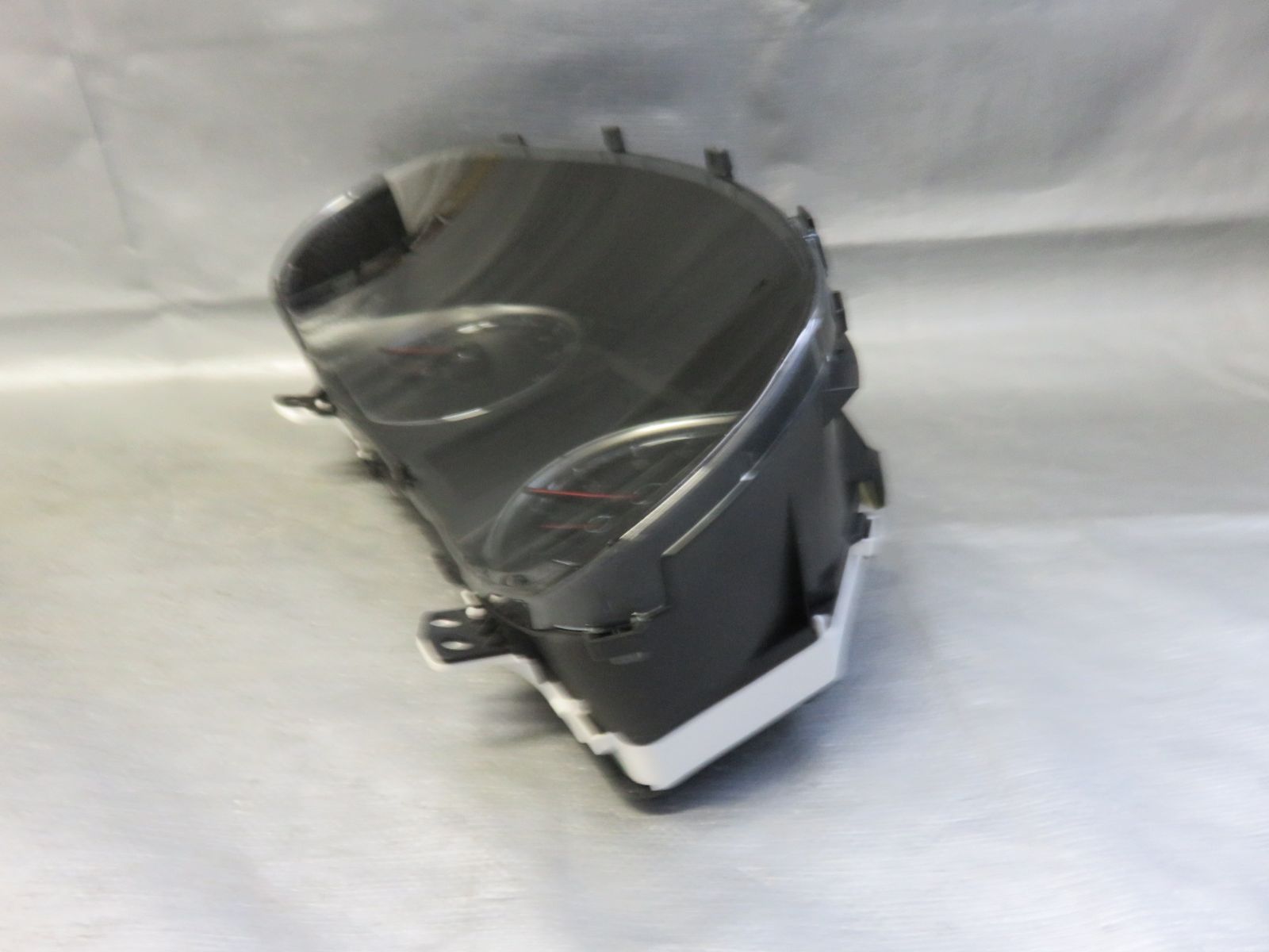 ☆SB1005/動作OK トヨタ ハリアー ZSU60W AVU65W 純正 スピード
