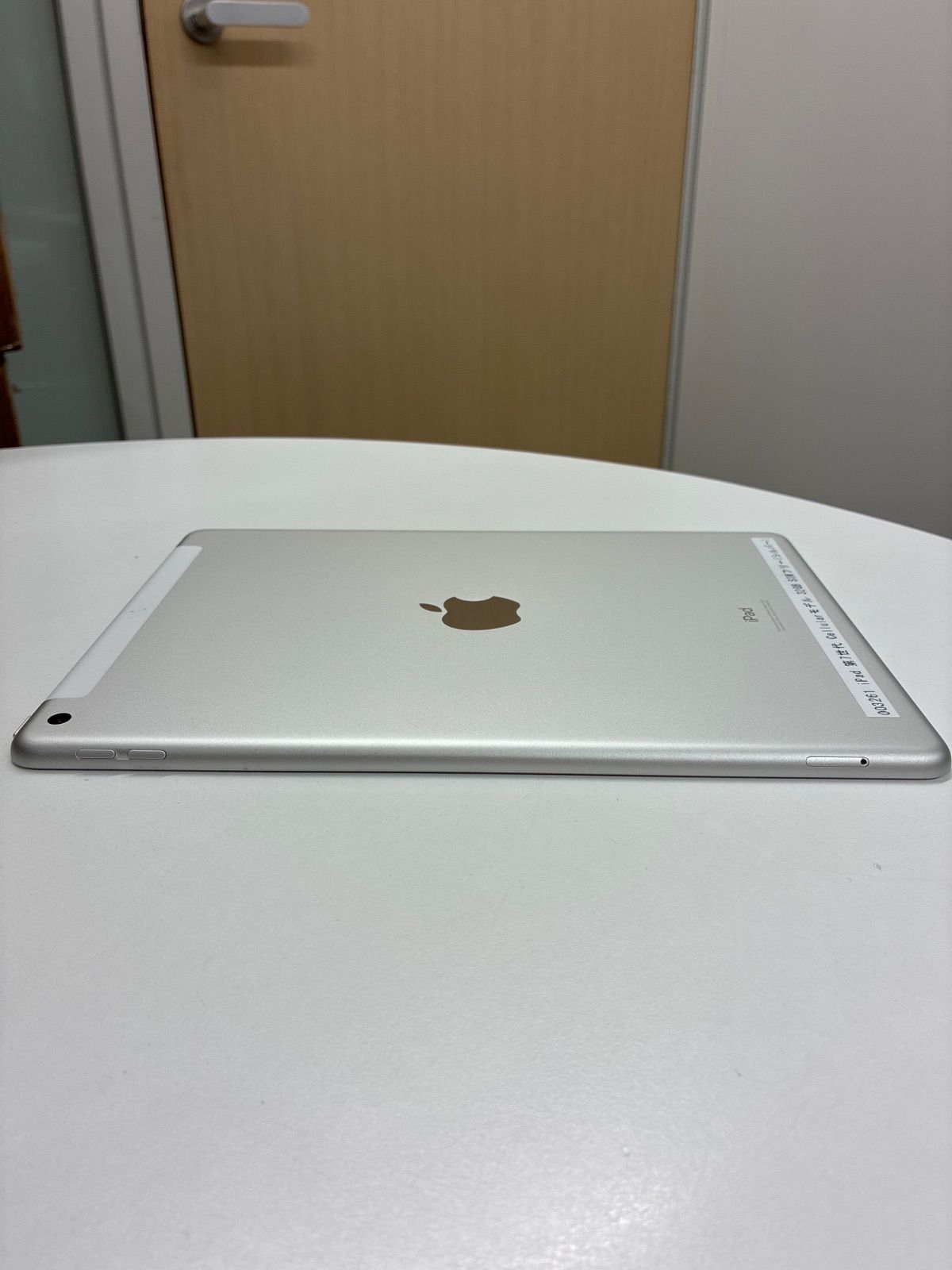 Apple iPad 第7世代 Cellular 32GB シルバー A2200 SIMフリー ジャンク