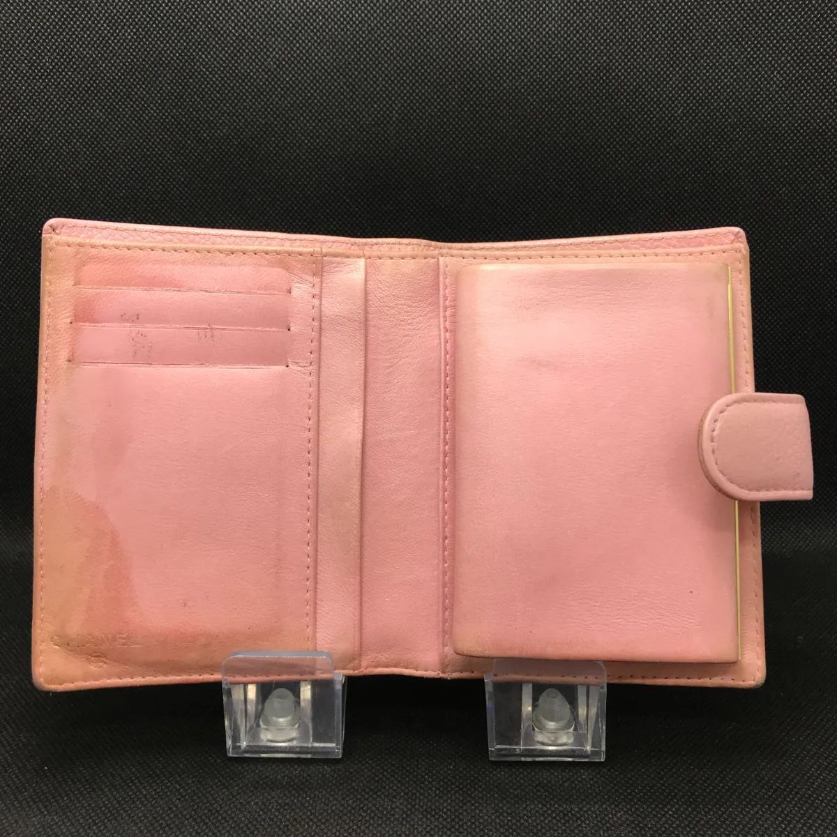 CHANEL シャネル 二つ折り財布 ココマーク キャビアスキン ピンク系