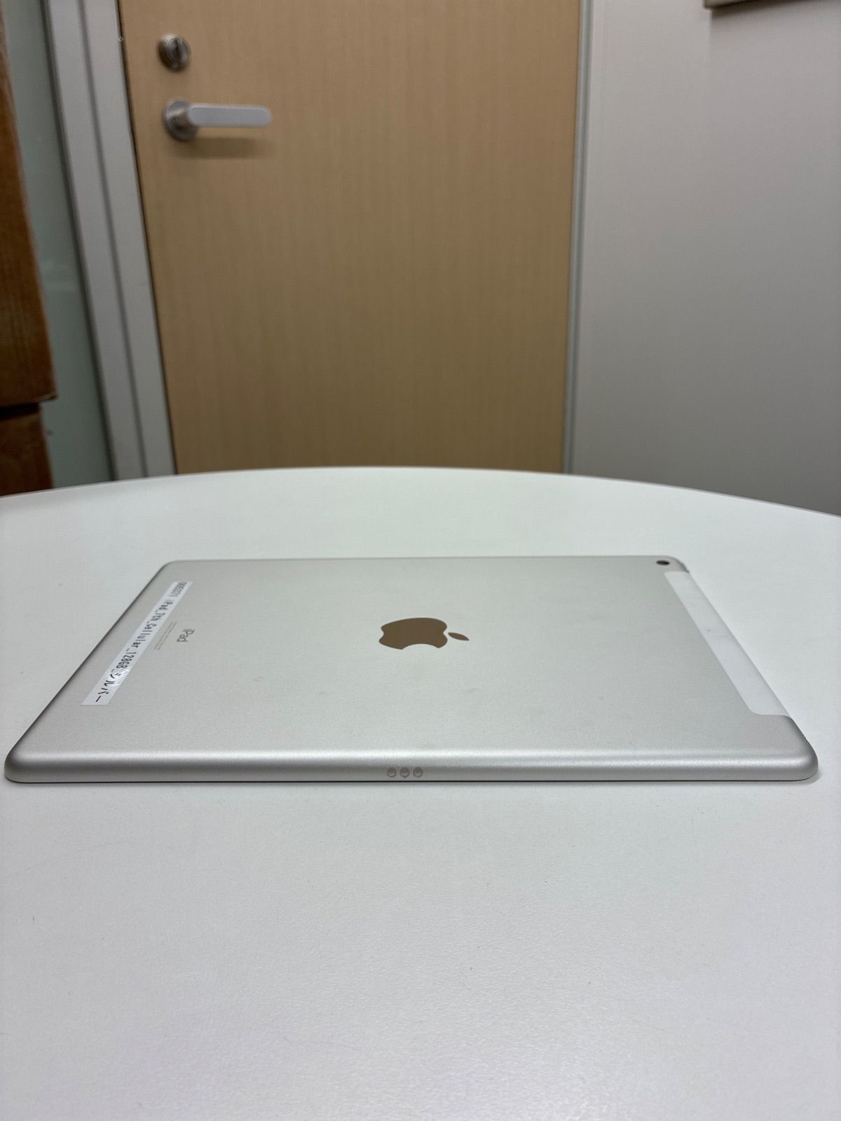 タブレット Apple iPad 第7世代 Cellular 128GB シルバー A2198 SIM