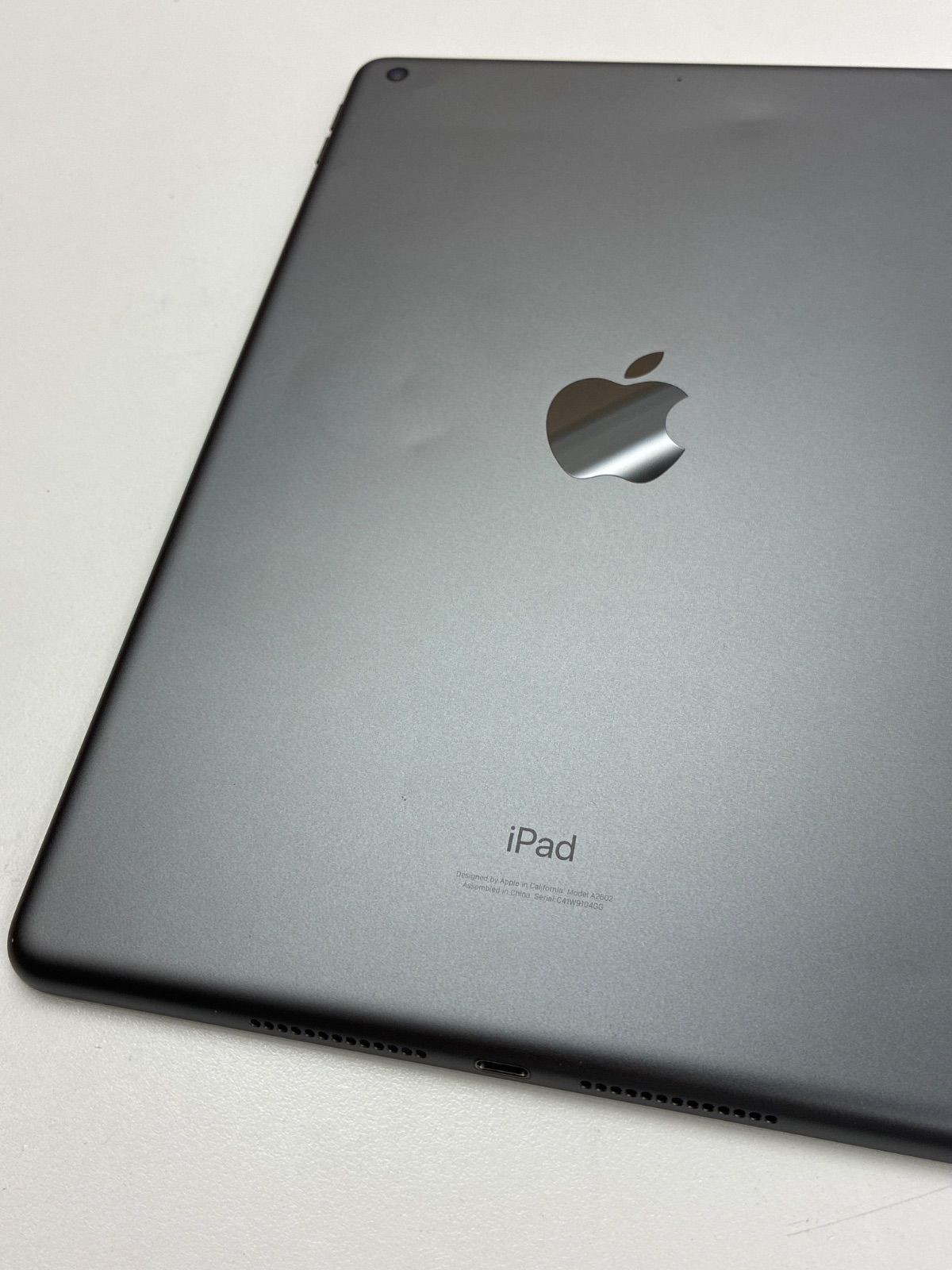 完全ジャンク iPad本体 Apple 全体的に状態が悪い - メルカリ