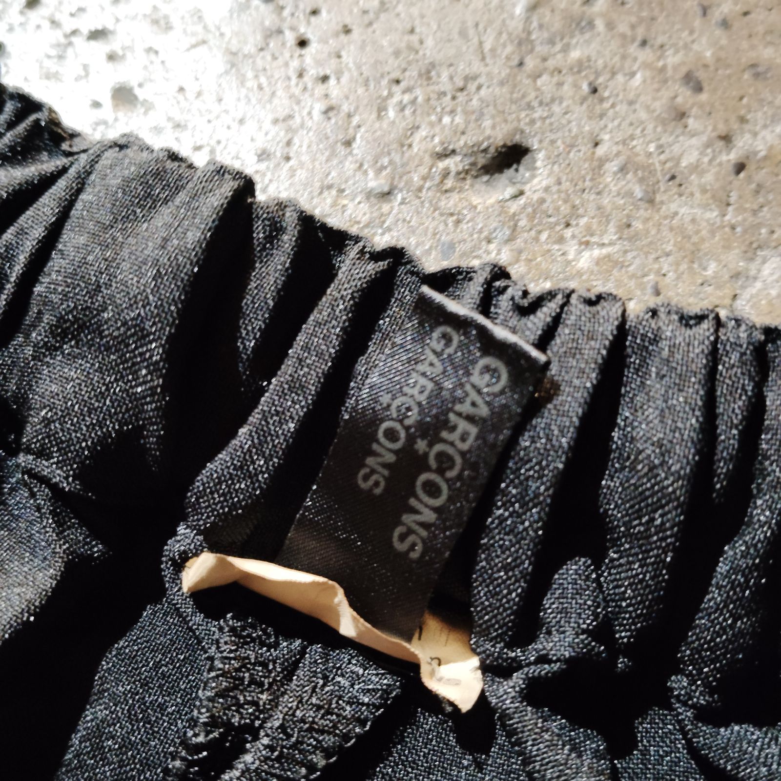 COMME des GARCONS COMME des GARCONS 18ss ポリ縮ボリュームパンツ