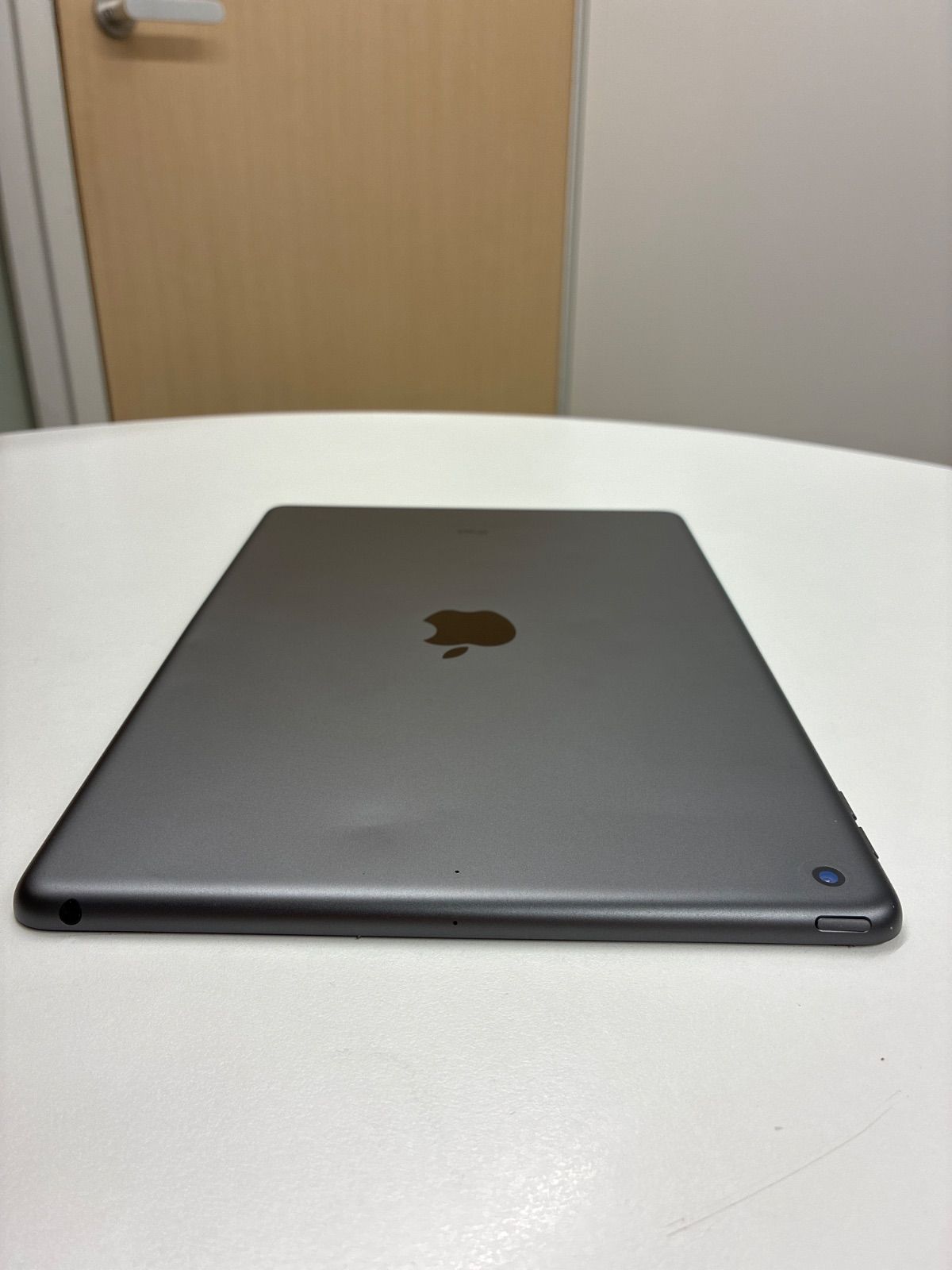 完全ジャンク iPad本体 Apple 全体的に状態が悪い - メルカリ