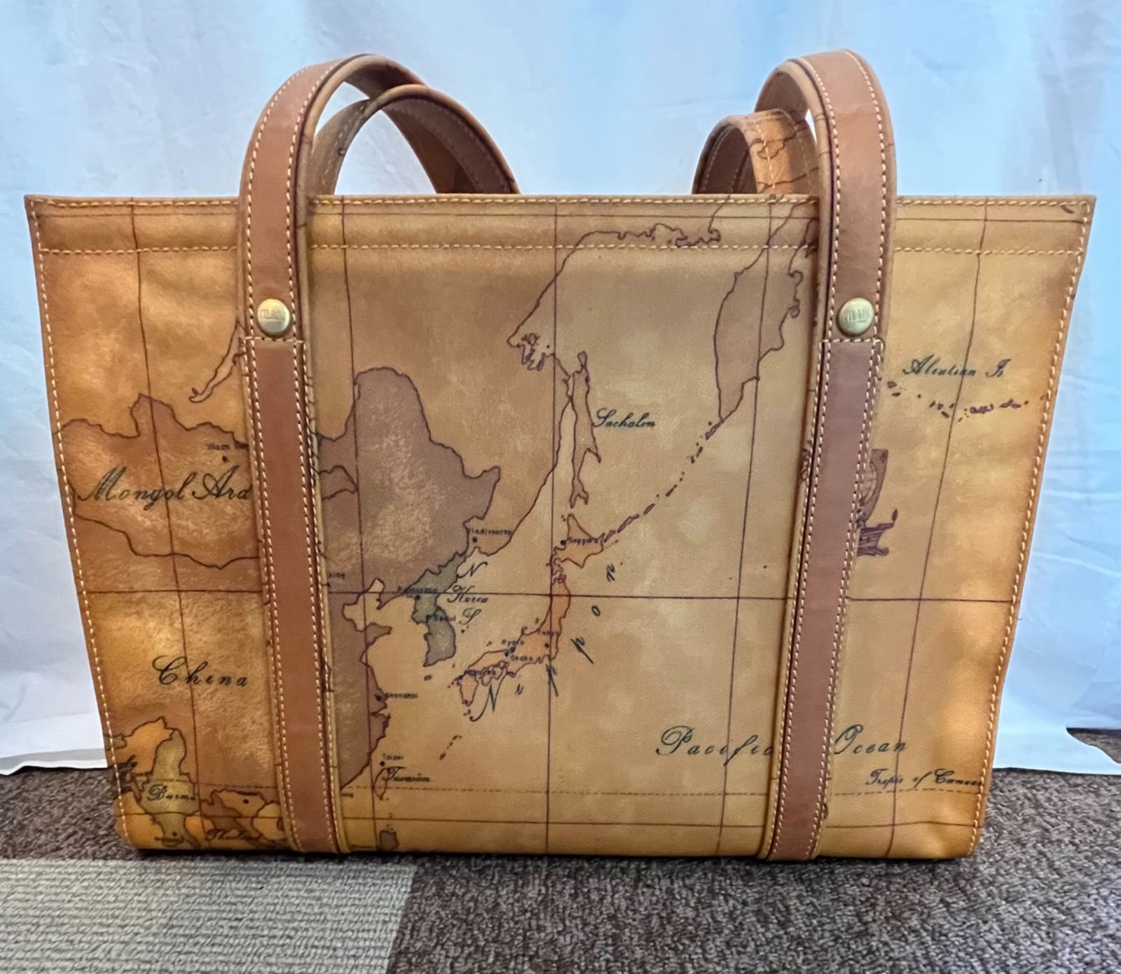 ▽Alviero Martini 1A Classe アルヴィエロ・マルティーニ プリマ 