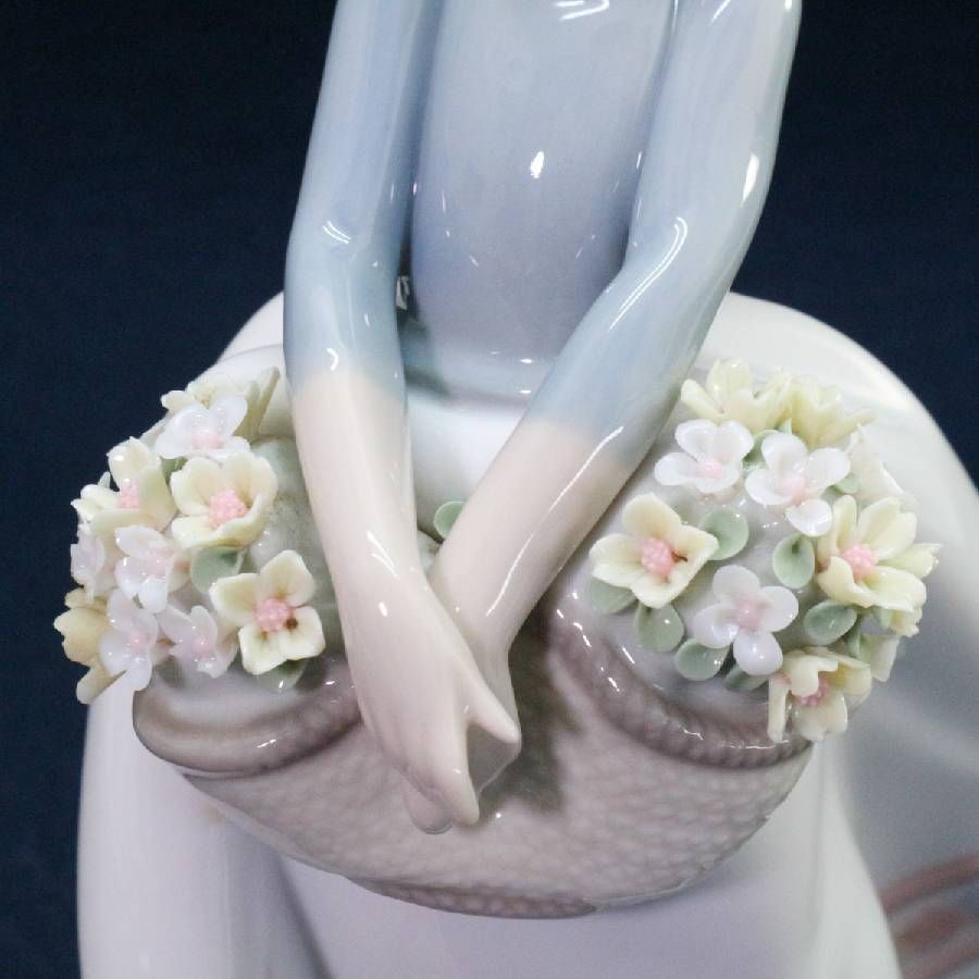 LLADRO リヤドロ 【五月の花】 #5467 フィギュリン スペイン製 高級