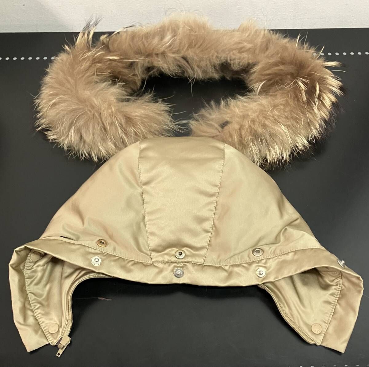 MONCLER モンクレール ダウンジャケット 69951 ブルガリア製 TANZ