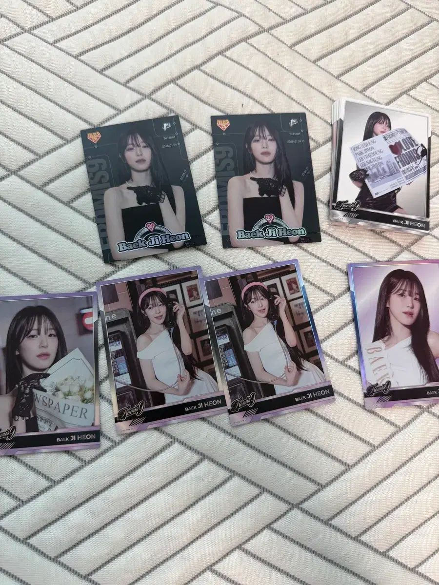 fromis_9 実着用レリック マグネットケース ペク・ジホン fromis_9(プロミスナイン・プミナ) ハローライブ ペク・ジホン(BAEK