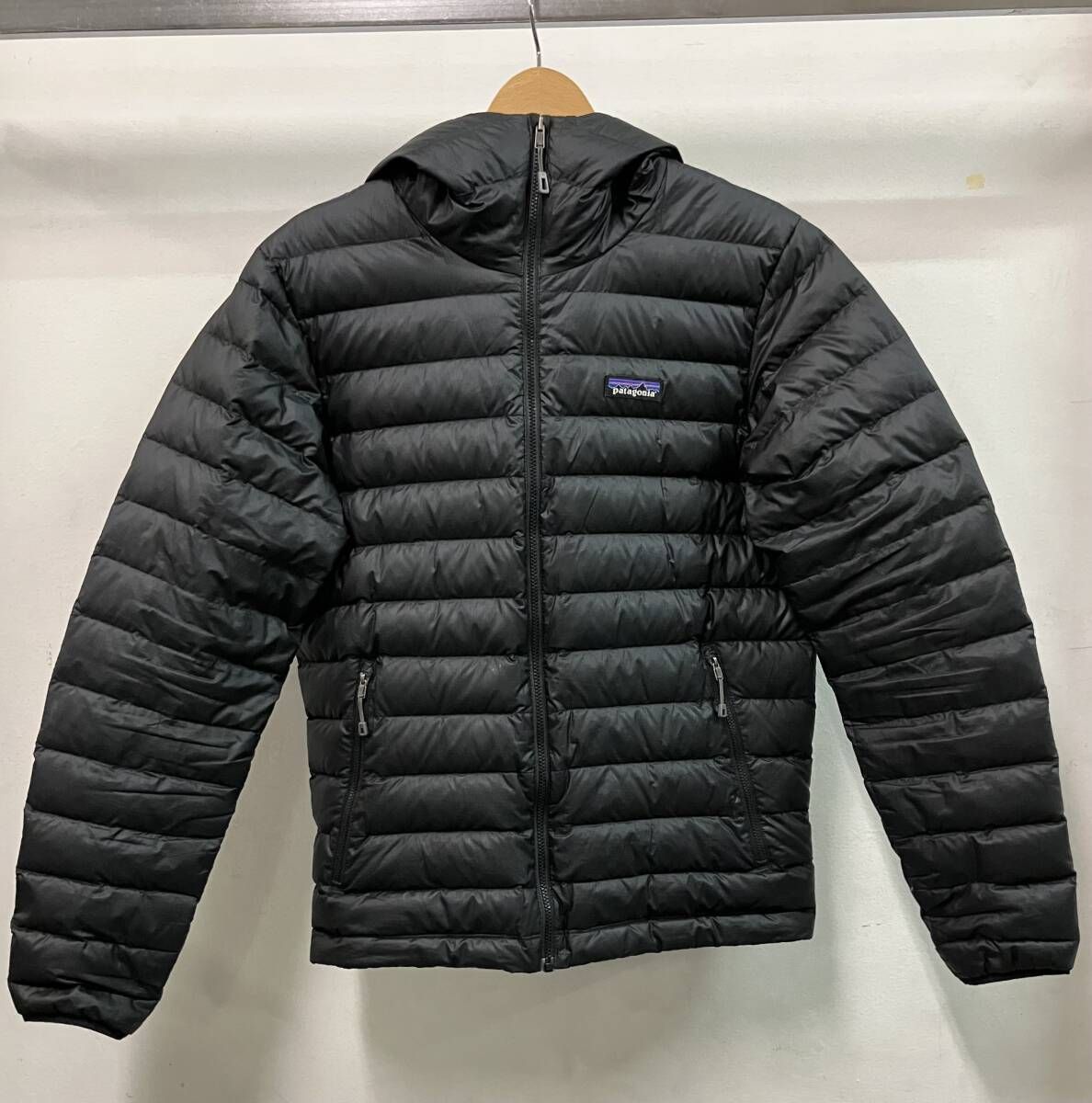 PATAGONIA パタゴニア ダウンジャケット ダウンセーターフーディ