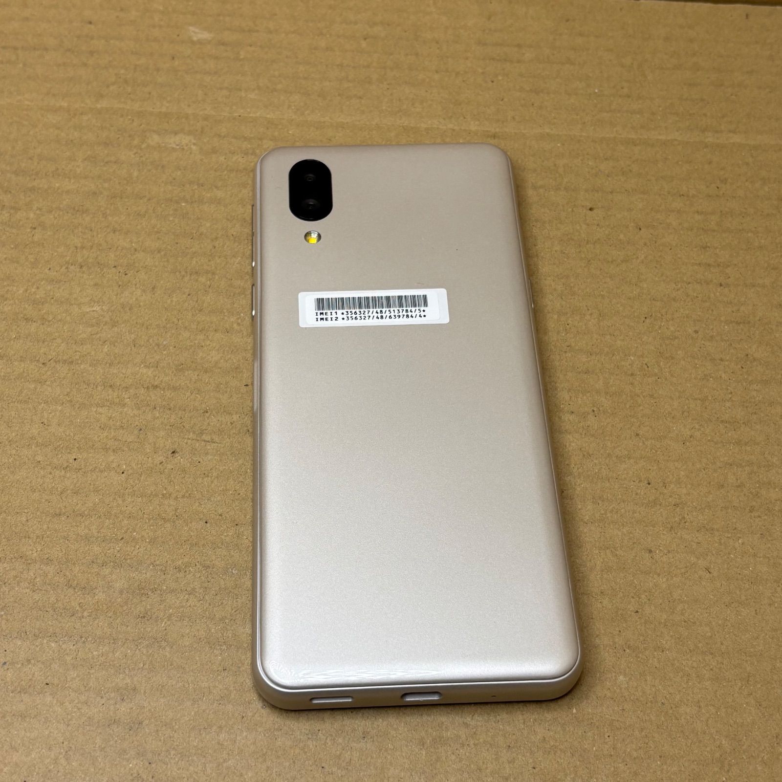 スマートフォン・携帯電話 ・動作品 SHARP シンプルスマホ6 Softbank版