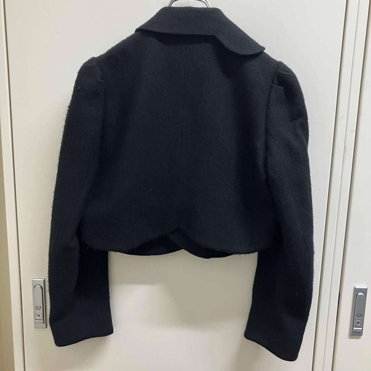 【美品】noir kei ninomiya 25FW オフショルダージャケット 25AW noir kei ninomiya その他ジャケッ ト フラワー クロップド