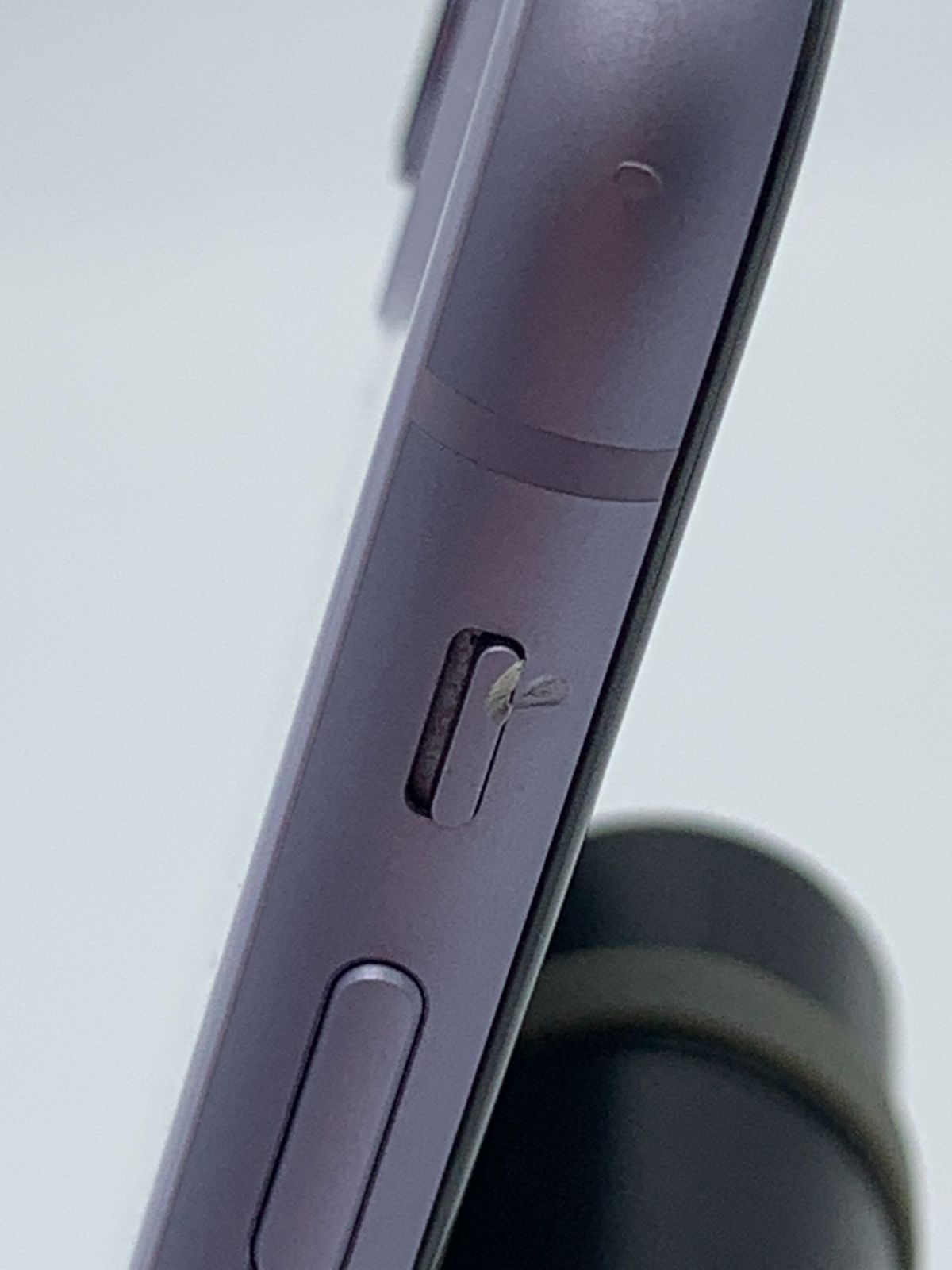 iPhone 11 256GB パープル【画面・フレーム傷有】SIM解除済 - メルカリ