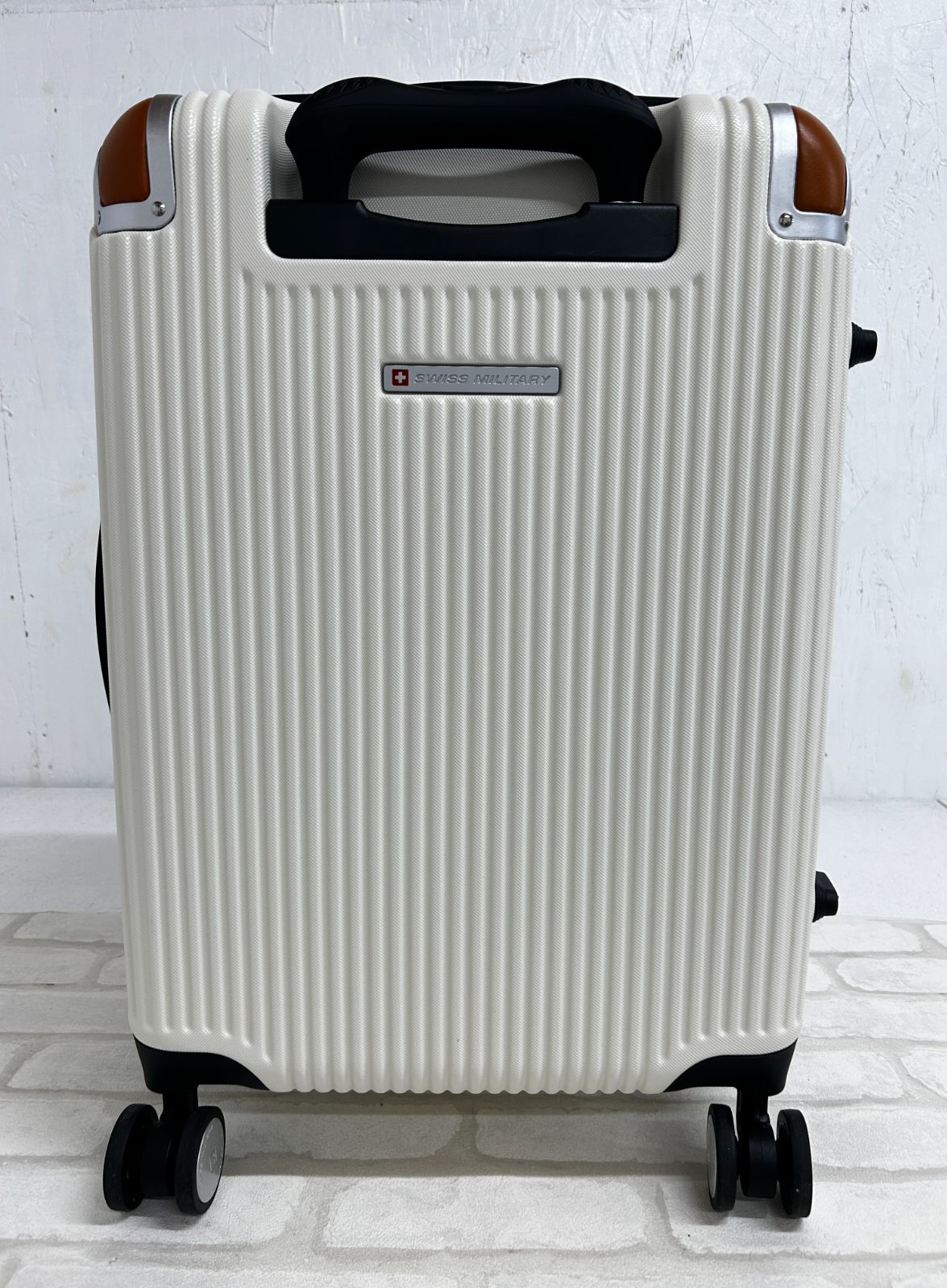 スイスミリタリー スーツケース 38.5L 機内持ち込みサイズ SM-C920