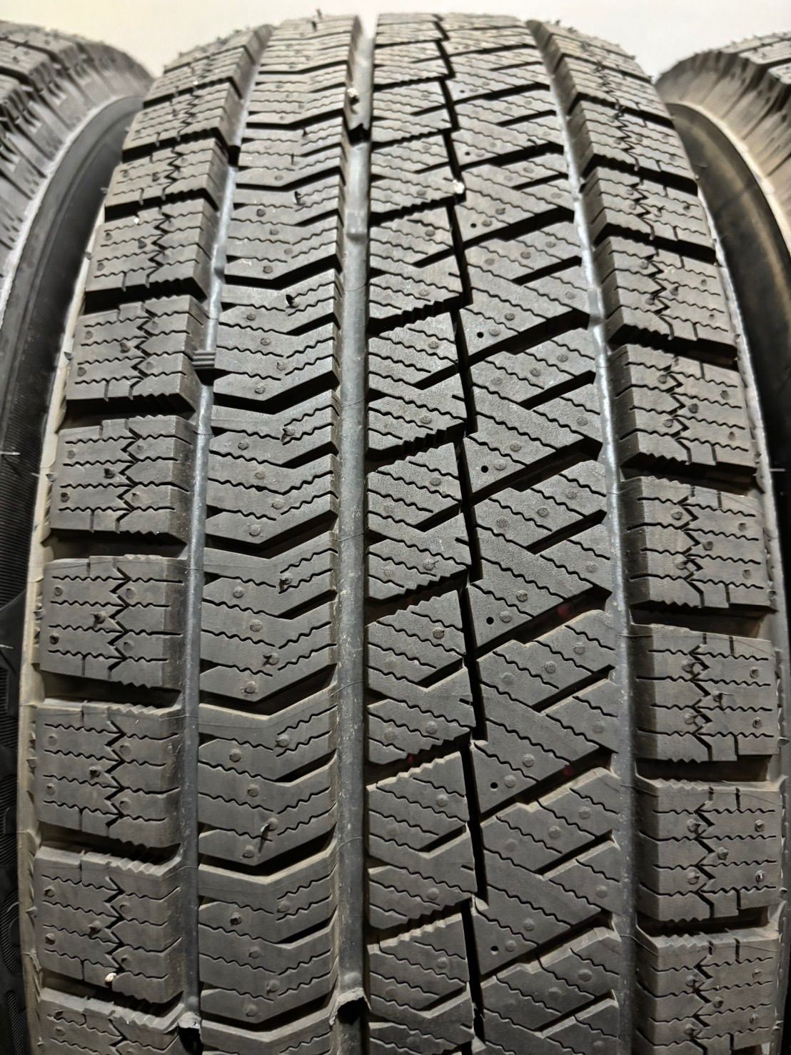 ☆倉庫保管品 195/65R15 BRIDGESTONE/VRX2 20年製 スタッドレス 4本