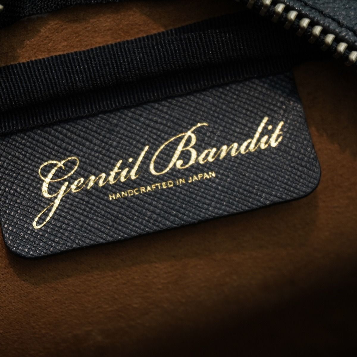 美品 GENTIL BANDIT ジャンティバンティ クロス ボディ バッグ