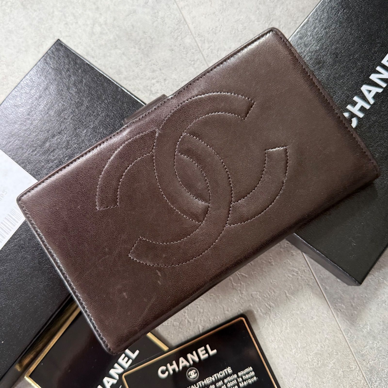 CHANEL シャネル タイムレスCC 二つ折りがま口長財布 ラムスキン