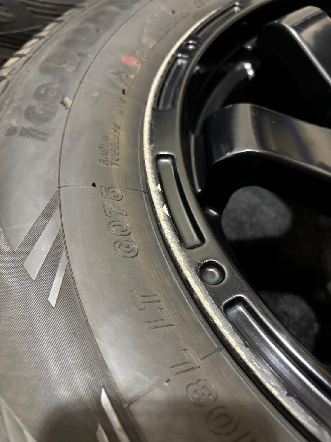 ☆185/85R16 105/103L LT YOKOHAMA/ice GUARD G075 21年製 MADCROSS 16